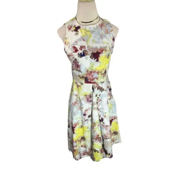 Hunter Bell Dress Size 2 Pixel Floral Sleeveless Open Diamond Back Fit Flare